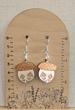 Load image into Gallery viewer, Floral, Engraved Autumn Acorn Drop Earring