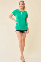 Doe and Rae - CUT-OUT NECKLINE KNIT TOP - 42930T: S / GREEN