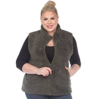 Plus Size Zip up sherpa vest: 1X / Camel