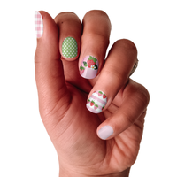 Ivy & Ash - Strawberry Patch | Strawberries & Pink Gingham Nail Wrap Set