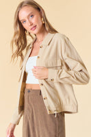 Doe and Rae - RUCHED BOTTOM CROP JACKET WITH DOUBLE POCKET - 10557J: M / LT. KHAKI