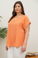 Blu Pepper - PLUS  BUTTON FRONT SHORT SLEEVE WOVEN TOP: PINK