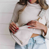 Pretty Simple - Austin Sling Bag