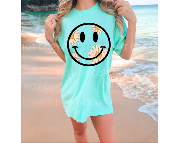 Southern Backroad Tees LLC - Daisey Smile Tee