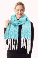 Hana - Fuzzy solid oblong with tassels